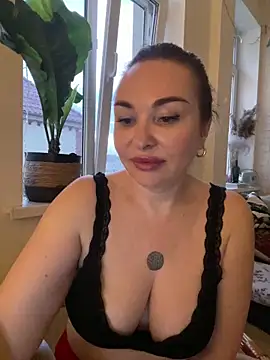 Syverelle Adlı Modelin Web Kamerası Şovu
