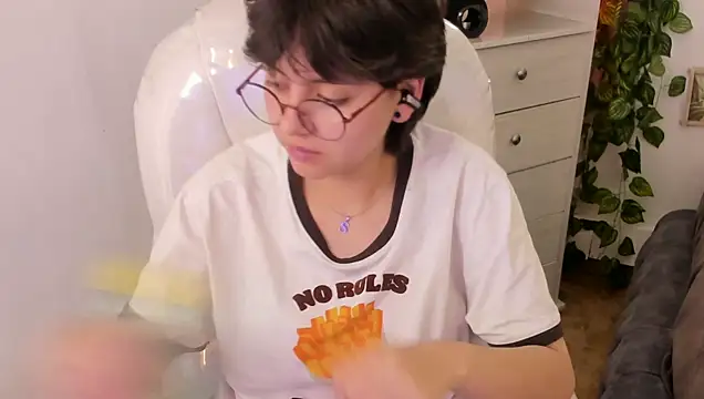 Nathaly_ds 现场XXX聊天