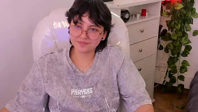 Nathaly_ds XXX чат на живо