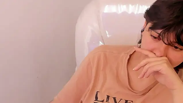 Nathaly_ds' Live XXX Chat