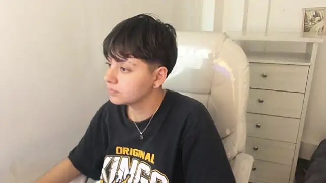 Chat +18 de Nathaly_ds ao vivo