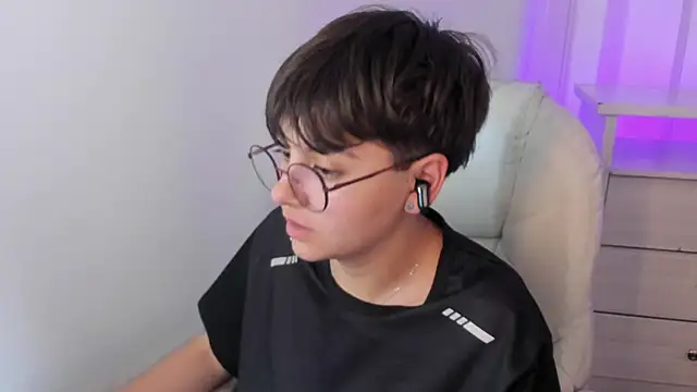 Nathaly_dsn Webbikameraesitys