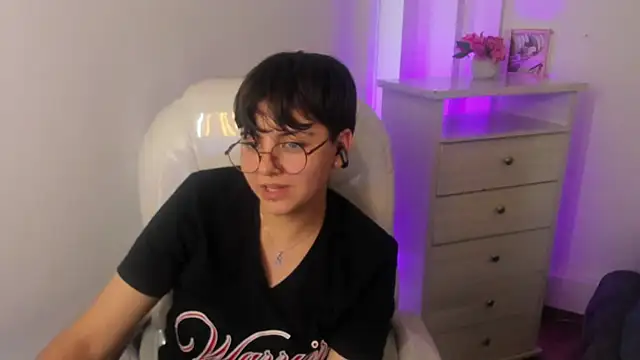 Chat +18 de Nathaly_ds ao vivo