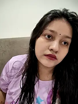 Chat +18 de Pavitra_Sharma ao vivo