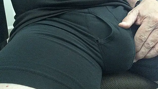 nikgurthaz's Webcam Show