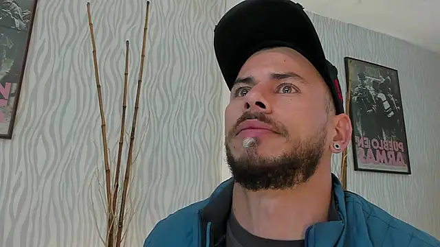 dylan_jacobx – Kamerová šou
