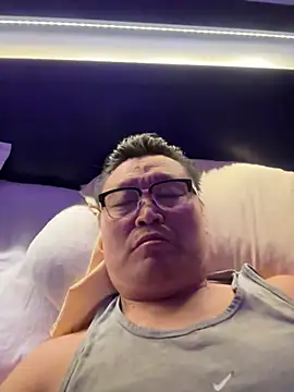 tashaninlife Show in webcam