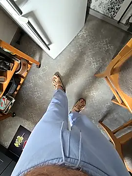 lacky29a Show in webcam