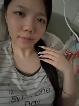 xiaoxiao0611 现场XXX聊天