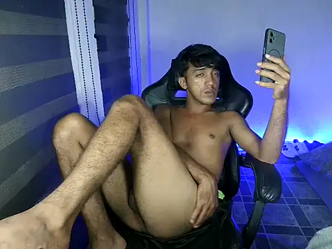 RowyCam Pertunjukan Webcam