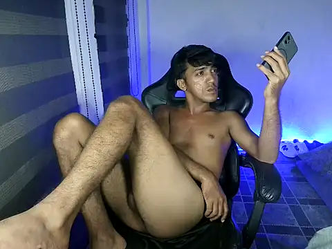 RowyCam Pertunjukan Webcam