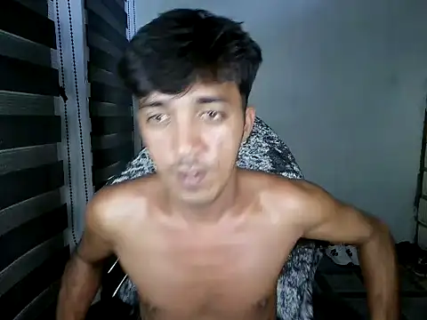 Spicy_RowyCam Pertunjukan Webcam
