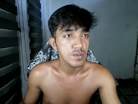 Spicy_RowyCam Pertunjukan Webcam