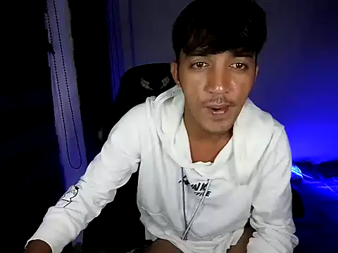 Spicy_RowyCam Pertunjukan Webcam