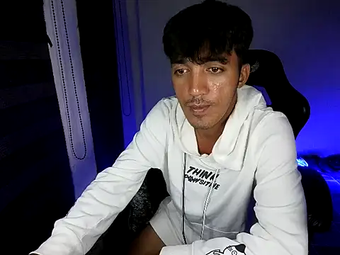 Spicy_RowyCam Pertunjukan Webcam