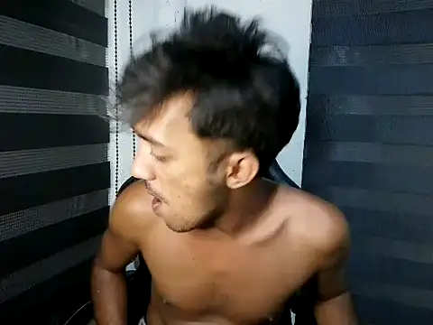 Spicy_RowyCam Pertunjukan Webcam
