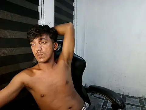 Spicy_RowyCam Pertunjukan Webcam