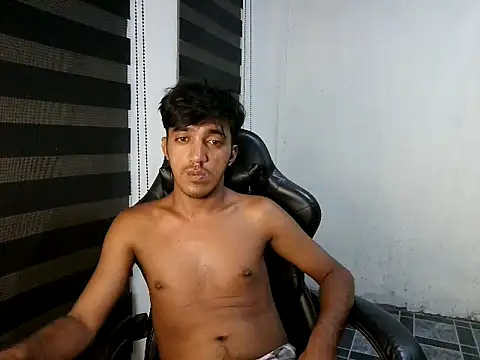 Spicy_RowyCam Pertunjukan Webcam