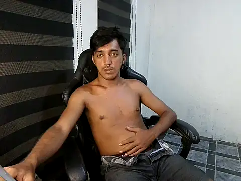 Spicy_RowyCam Pertunjukan Webcam