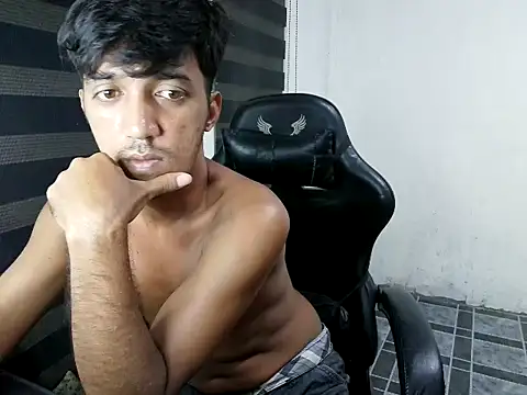 Spicy_RowyCam Pertunjukan Webcam