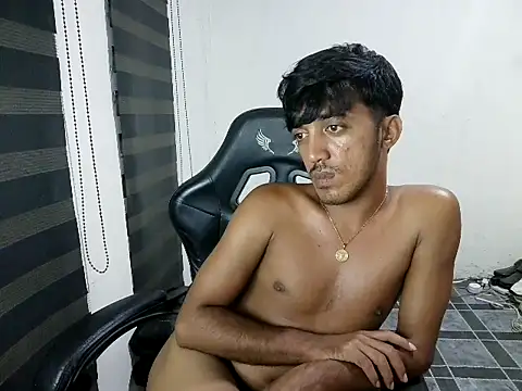 Spicy_RowyCam Pertunjukan Webcam