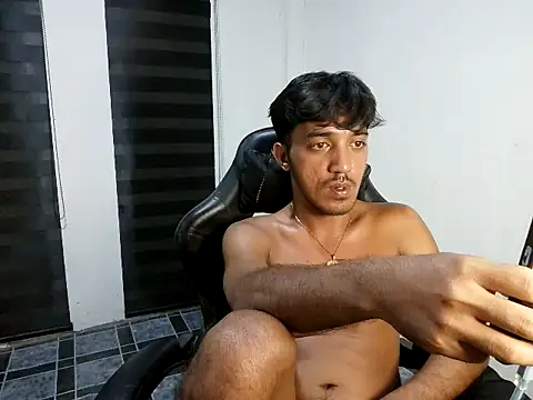Spicy_RowyCam Pertunjukan Webcam