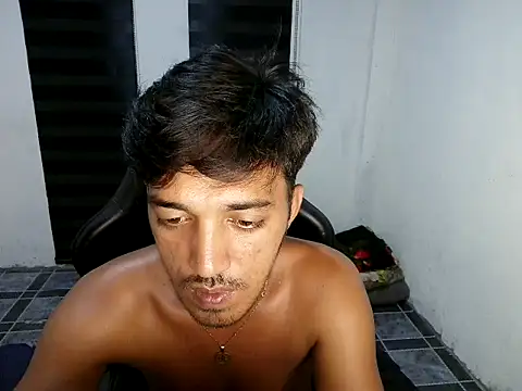 Spicy_RowyCam Pertunjukan Webcam