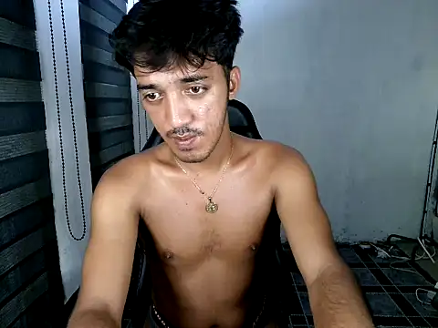 Spicy_RowyCam Pertunjukan Webcam