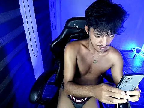 Show Webcam de Spicy_RowyCam
