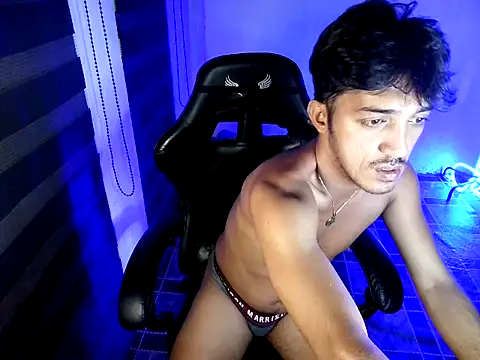 Spicy_RowyCam Pertunjukan Webcam