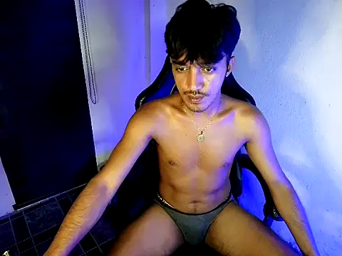 Spicy_RowyCam Pertunjukan Webcam