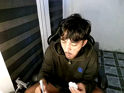 Spicy_RowyCam Pertunjukan Webcam