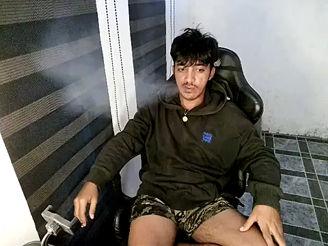 Spicy_RowyCam Pertunjukan Webcam