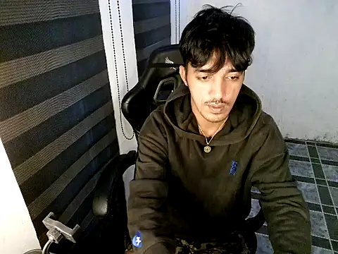Spicy_RowyCam Pertunjukan Webcam