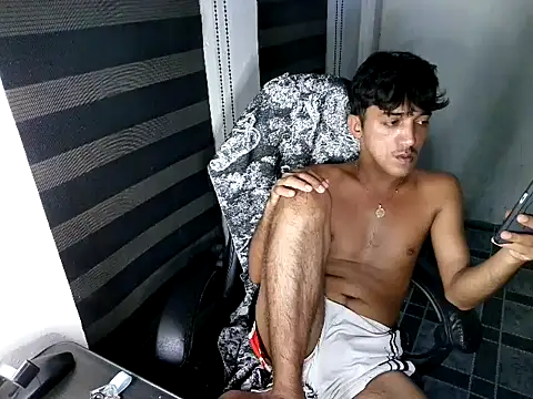 Spicy_RowyCam Pertunjukan Webcam