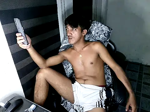 Spicy_RowyCam Pertunjukan Webcam