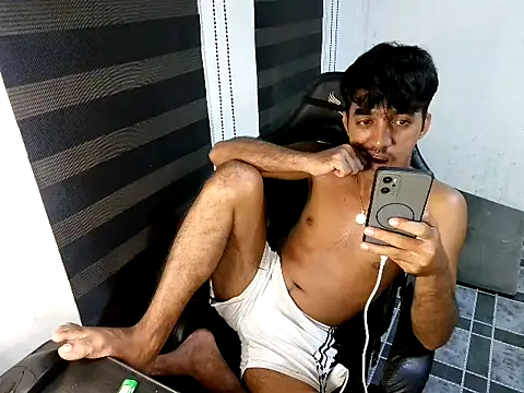 Spicy_RowyCam Pertunjukan Webcam