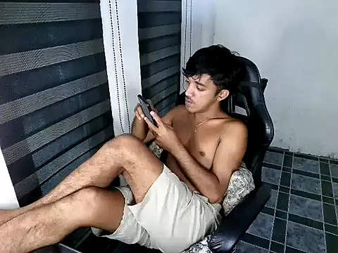 Spicy_RowyCam Pertunjukan Webcam