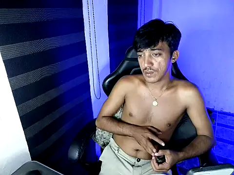Spicy_RowyCam Pertunjukan Webcam