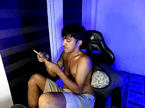Spicy_RowyCam Pertunjukan Webcam