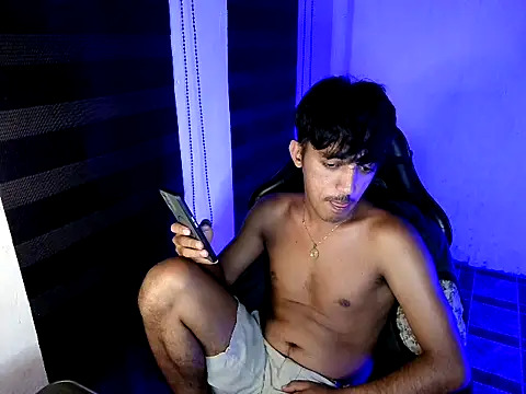 Spicy_RowyCam Pertunjukan Webcam