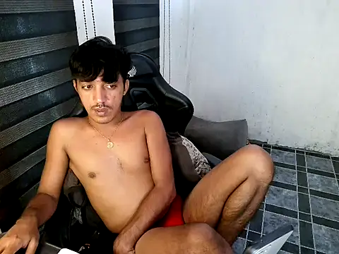 Spicy_RowyCam Live XXX-Chat