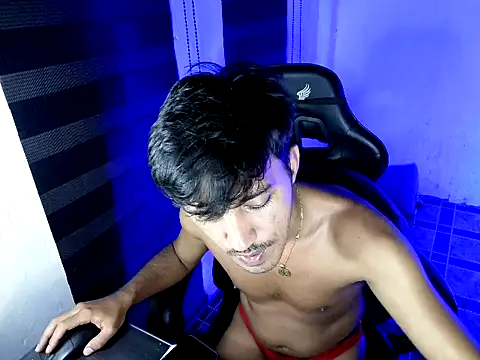 Spicy_RowyCam Pertunjukan Webcam