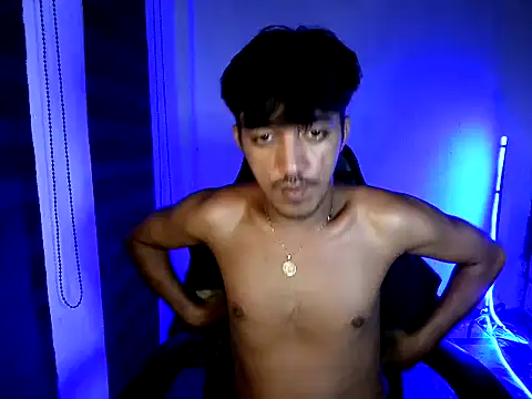 Spicy_RowyCam Pertunjukan Webcam