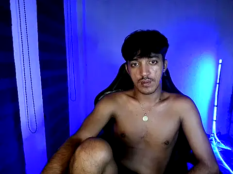 Spicy_RowyCam Pertunjukan Webcam