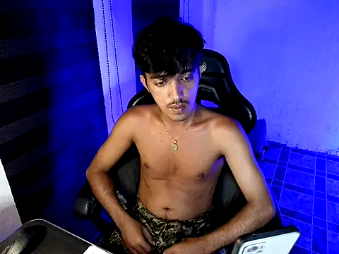 Spicy_RowyCam Pertunjukan Webcam