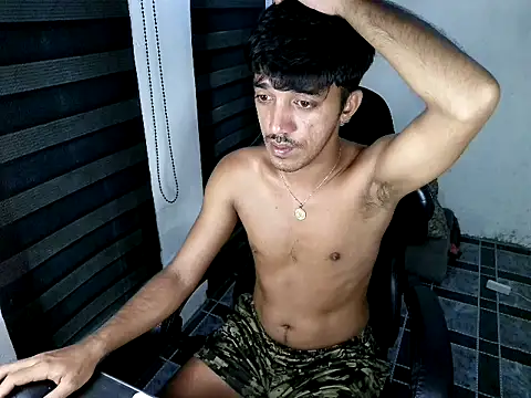Spicy_RowyCam Pertunjukan Webcam