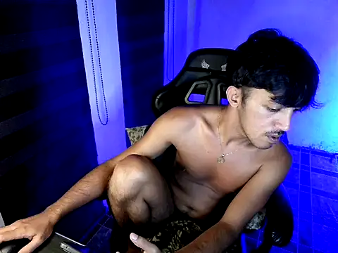 Spicy_RowyCam Pertunjukan Webcam