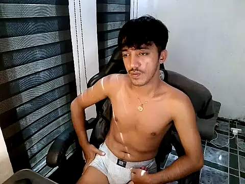 Spicy_RowyCam Pertunjukan Webcam