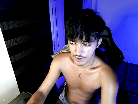 Spicy_RowyCam Pertunjukan Webcam